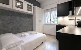 Luna Homes - Studio In Corso Sempione