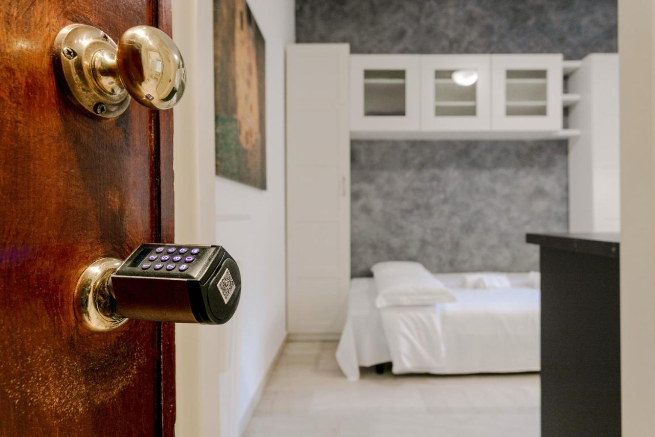 Luna Homes - Studio In Corso Sempione Μιλάνο Εξωτερικό φωτογραφία